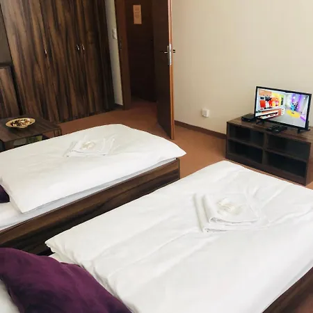 Kongresove Centrum A Grand Cafe Guest house Senica
